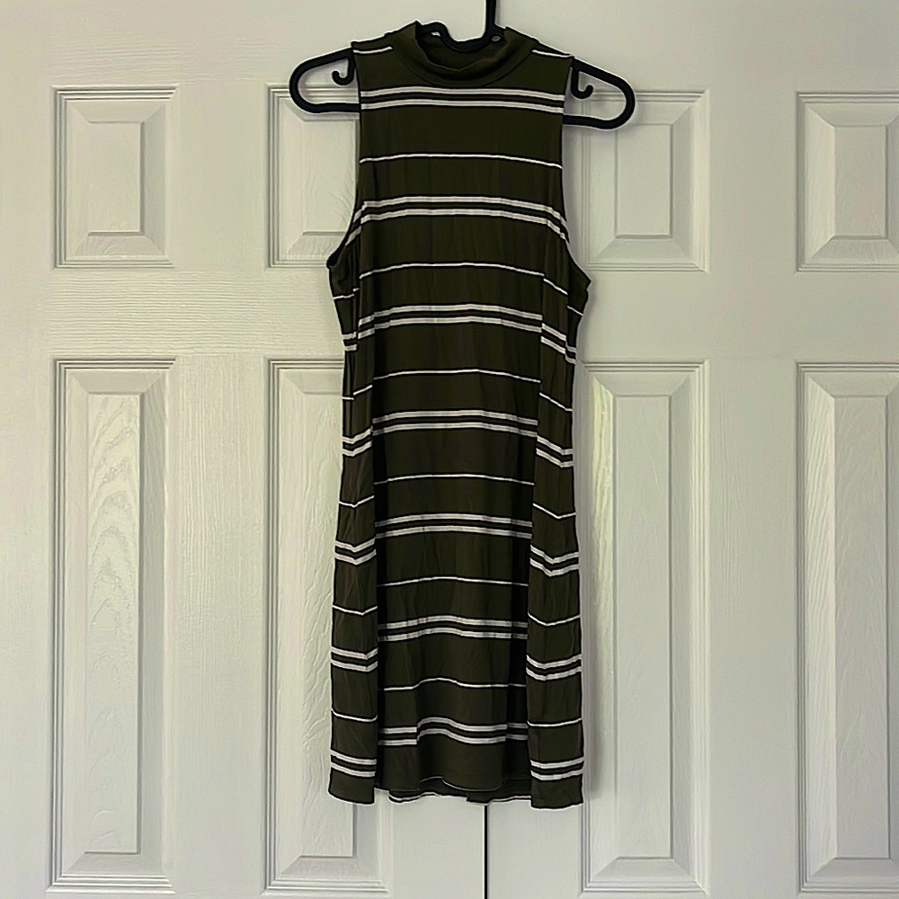 Seriously Soft Aeropostale medium green/white stripped dress